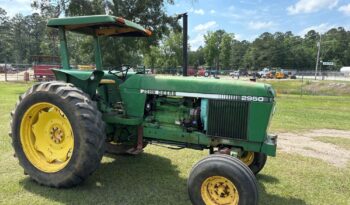 John Deere 2950 Tractor
