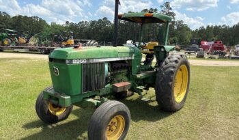 John Deere 2950 Tractor