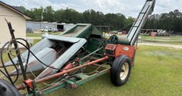 New Idea 2 Row Corn Pickers