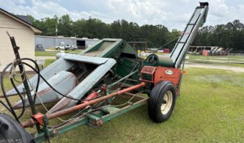 New Idea 2 Row Corn Pickers