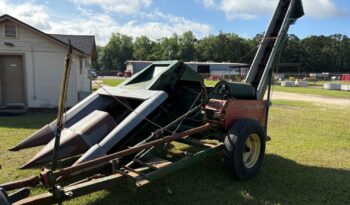 New Idea 2 Row Corn Pickers